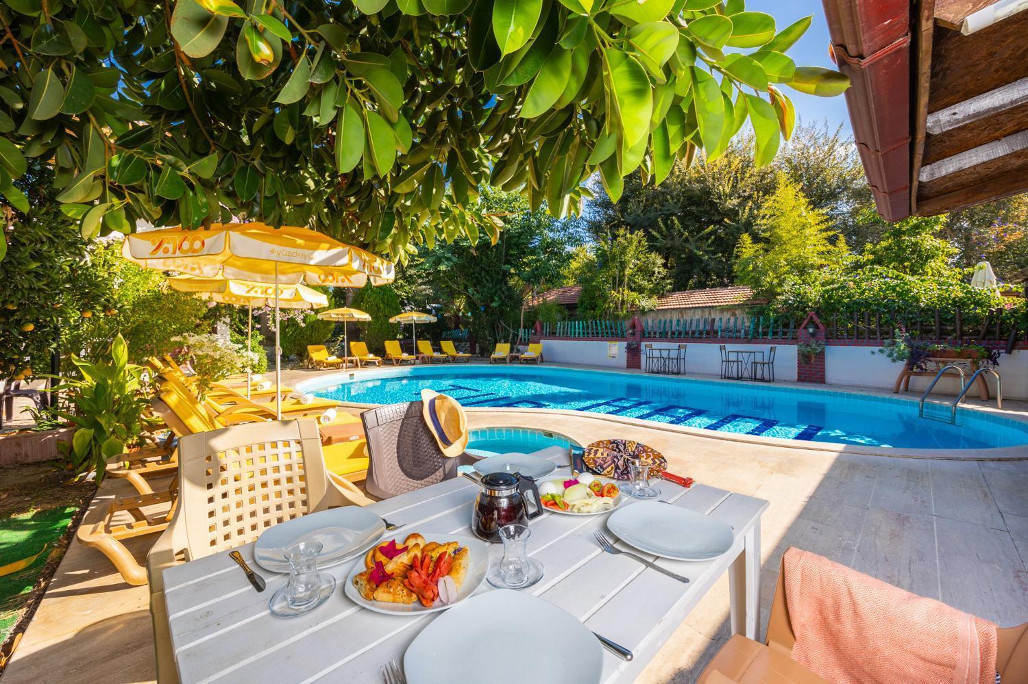 דליאן Yeni Doga Hotel מראה חיצוני תמונה